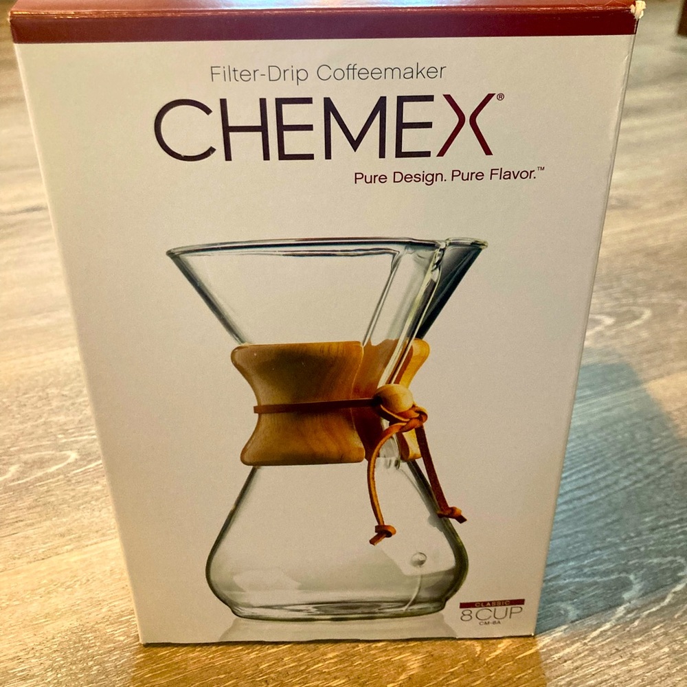 *NEW IN BOX* Chemex Classic 8 cup drip coffeemaker